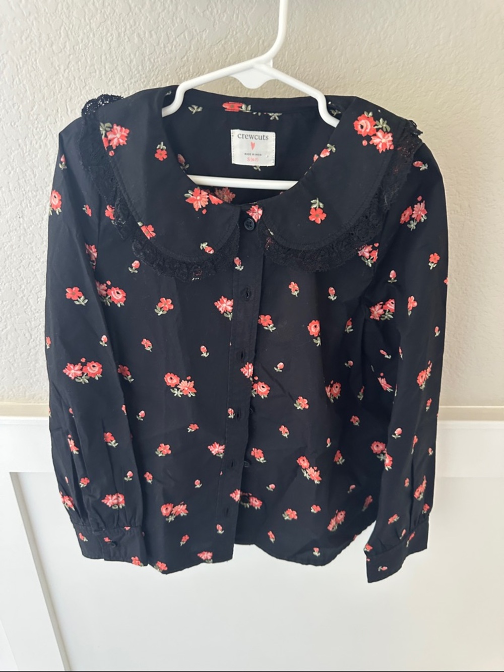 Crewcuts Black Blouse with Red Floral Print and Lace Collar Girls Size Small